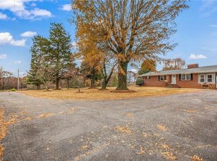 1428 Billy Reynolds Rd, Yadkinville, NC 27055