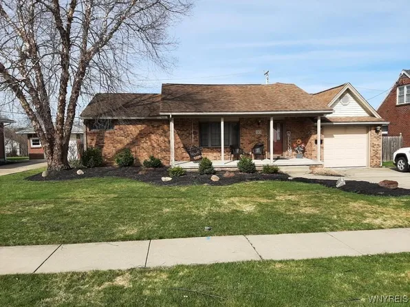 110 Mill Rd, West Seneca, NY 14224