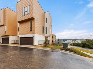 6819 Wolfcreek Pass #17, Austin, TX 78749