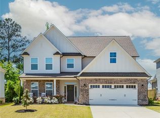 6829 Benjamin Dr, Flowery Branch, GA 30542