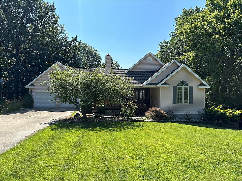 1st image of 11 Timber Ln