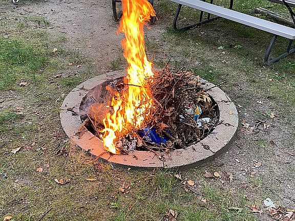 Fire pit for s’mores!