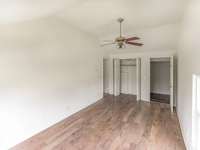 1314 Marlboro Ave — Photo 12