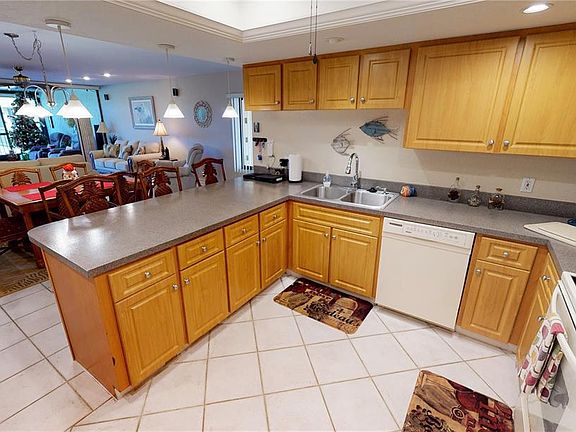 5th image of 3220 S Shore Dr #21-B