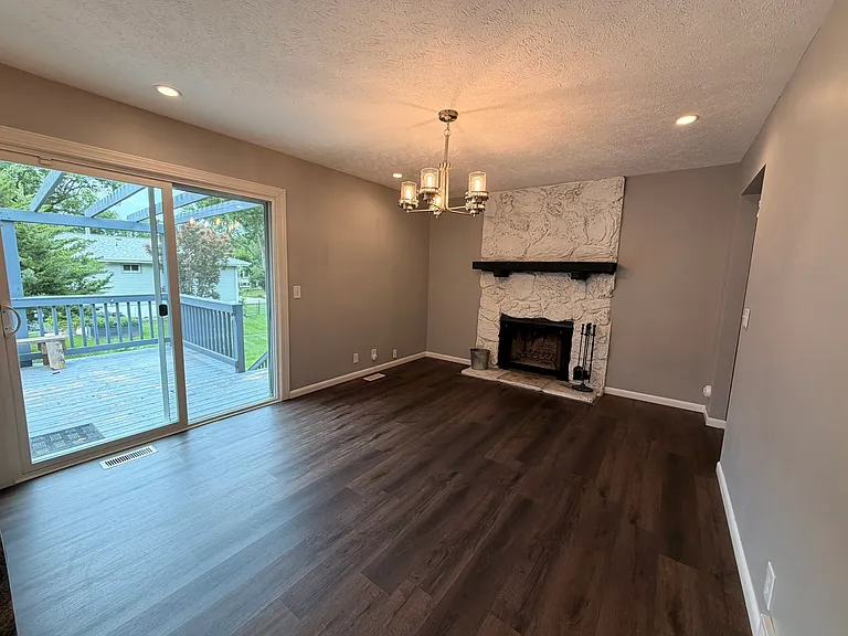 2307 Brighton Dr — Photo 7