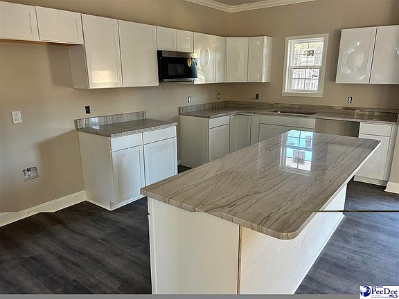 4th image of 1338 New Market Rd