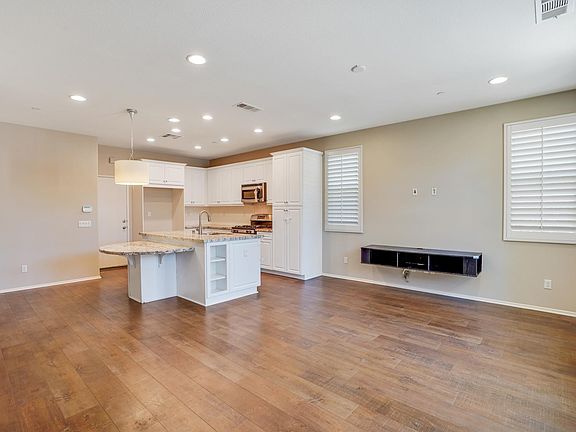 5th image of 7247 Lumasina Ct Unit 3