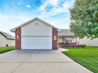 13108 W Hunters View St, Wichita, KS 67235