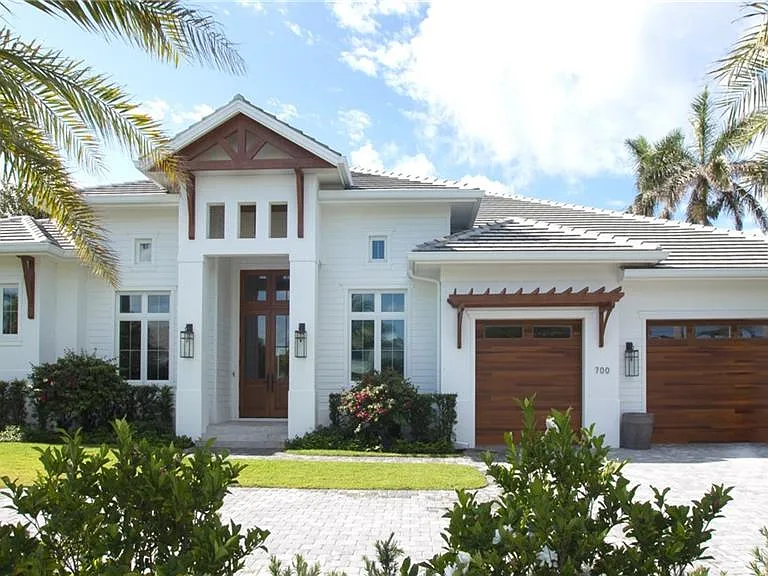 700 Wedge Dr — Photo 4