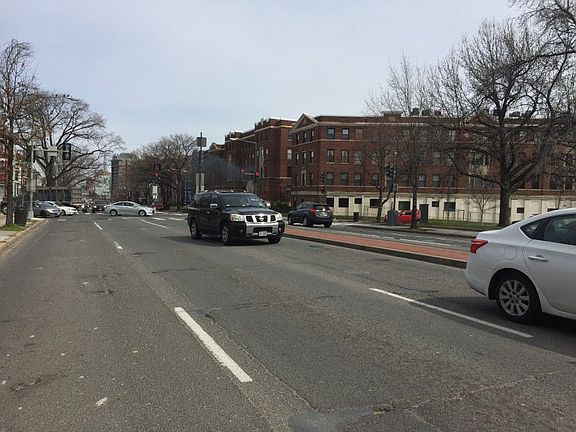 5th image of 115 New York Ave NW Unit 6