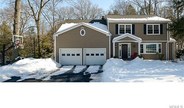 1st image of 128 Hidden Hollow Ln