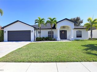 2452 Nature Pointe Loop, Fort Myers, FL 33905