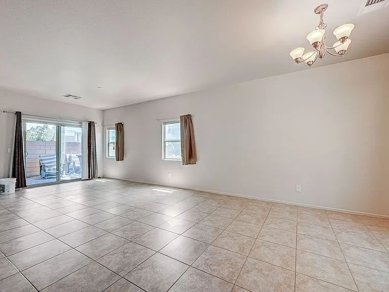 9522 Vega Carpio Ave — Photo 11