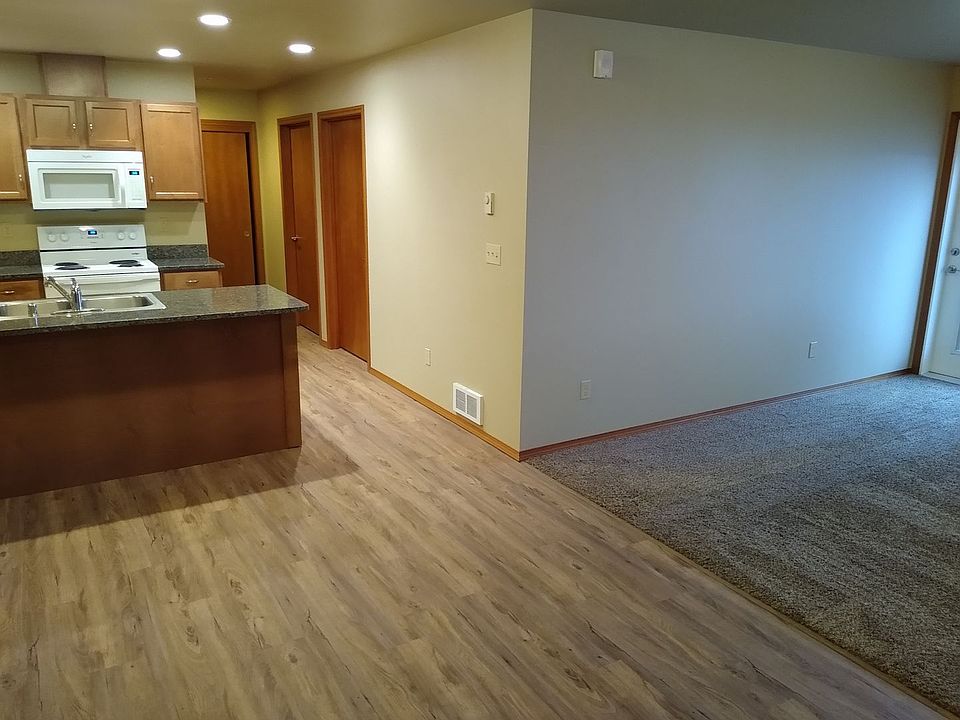 2202 Mercedes Dr 104, Lynden, WA 98264 Zillow