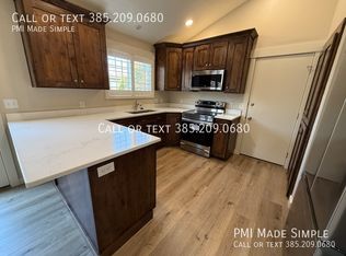 10342 S Countrywood Dr, Sandy, UT 84092