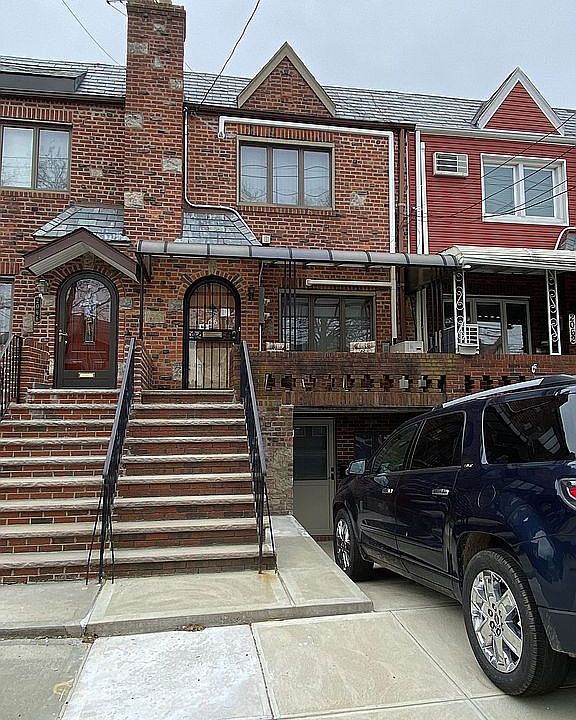 1st image of 2064 E 36th St