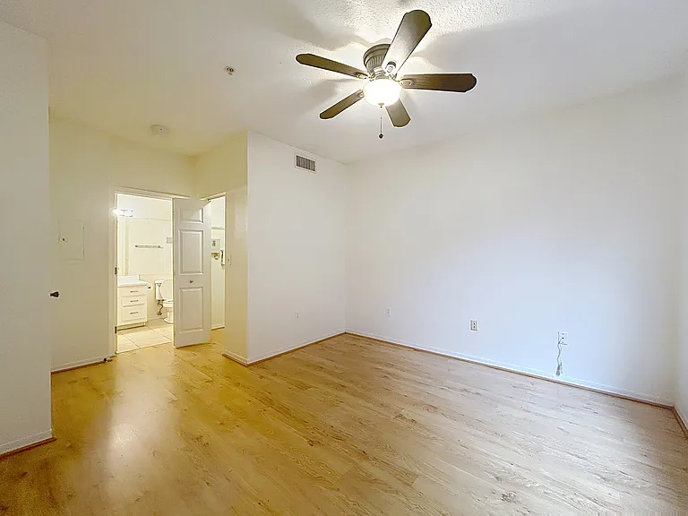 5608 Pinnacle Heights Cir #202 — Photo 12
