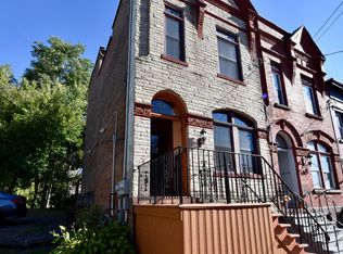 51 1/2 1st St, Albany, NY 12210