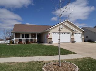 524 W Old Sleigh Ln, Appleton, WI 54913