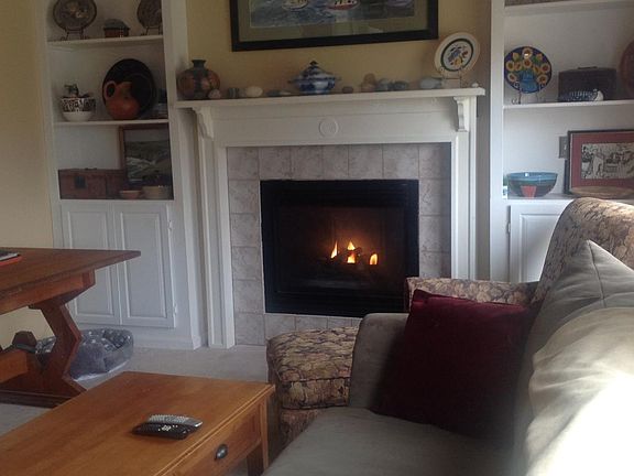 gas fireplace in livingroom