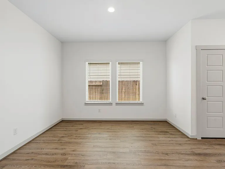 12515 Newport Arch Ln — Photo 14