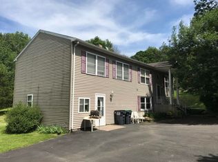 3117 Spring Mountain Ln, Saylorsburg, PA 18353