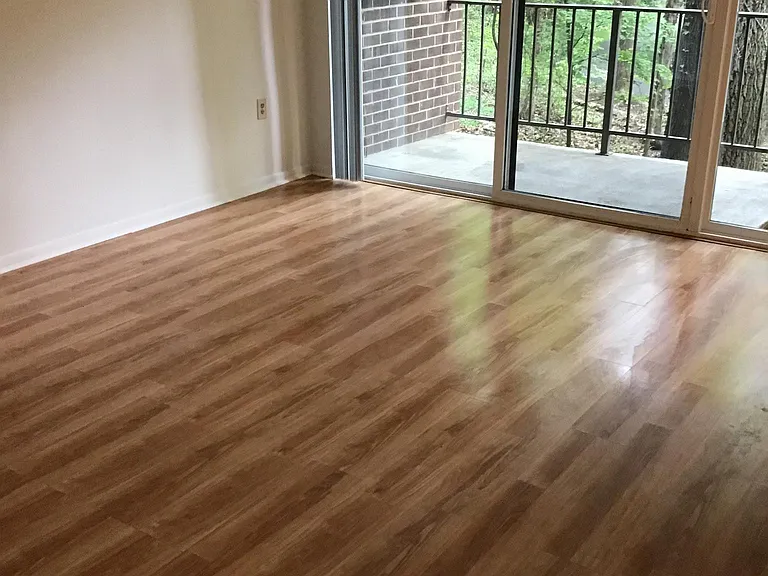 1540 Northgate Sq #11B — Photo 4