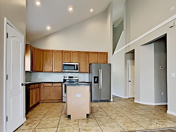 4th image of 3019 Azalea Blossom Dr