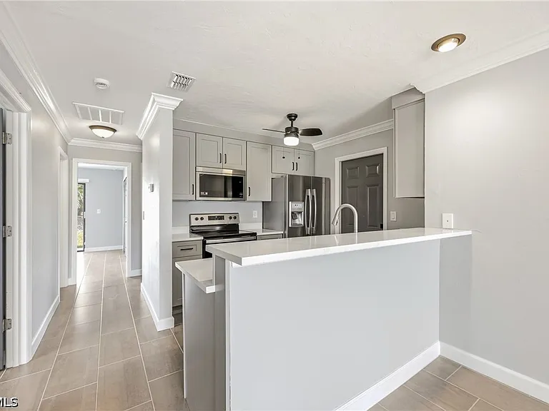 4346 Santa Barbara Blvd — Photo 9