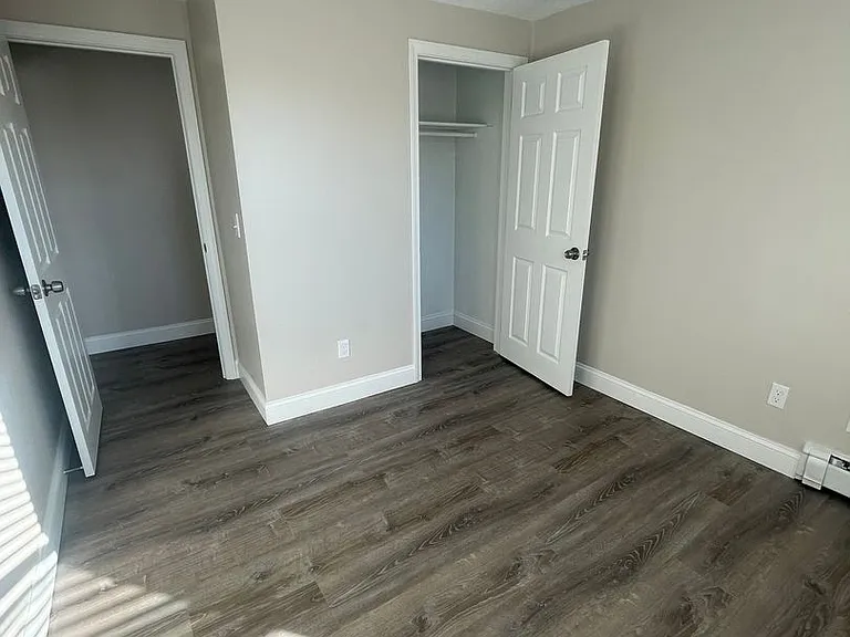 Pondsview Apartments — Photo 139