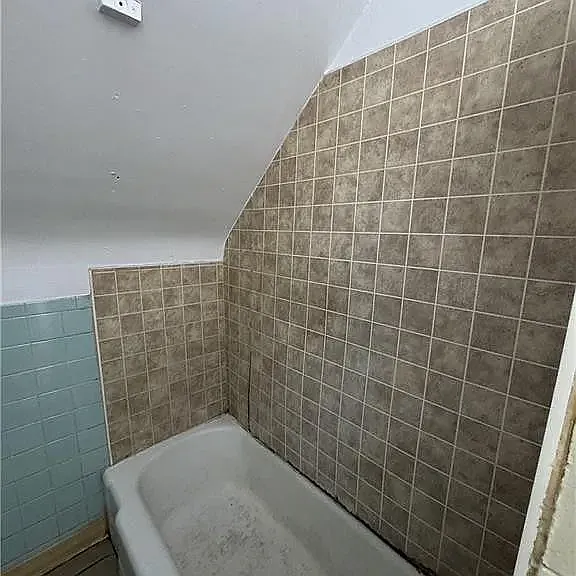 3104 Franklin Ave #2 — Photo 2