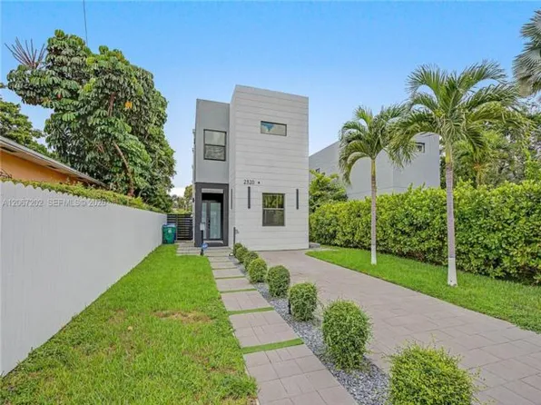 2320 SW 14th St, Miami, FL 33145
