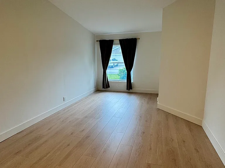64 Paxford Ln — Photo 12