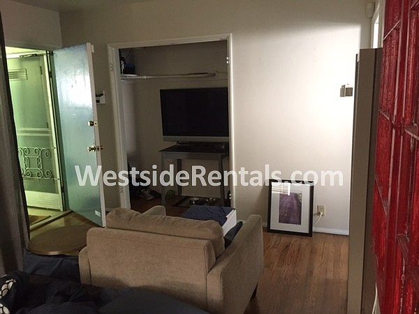 1st image of 633 N Orange Dr #34
