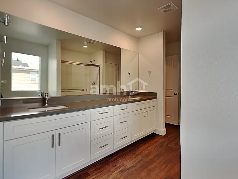 2726 Fierce Star Ave — Photo 11