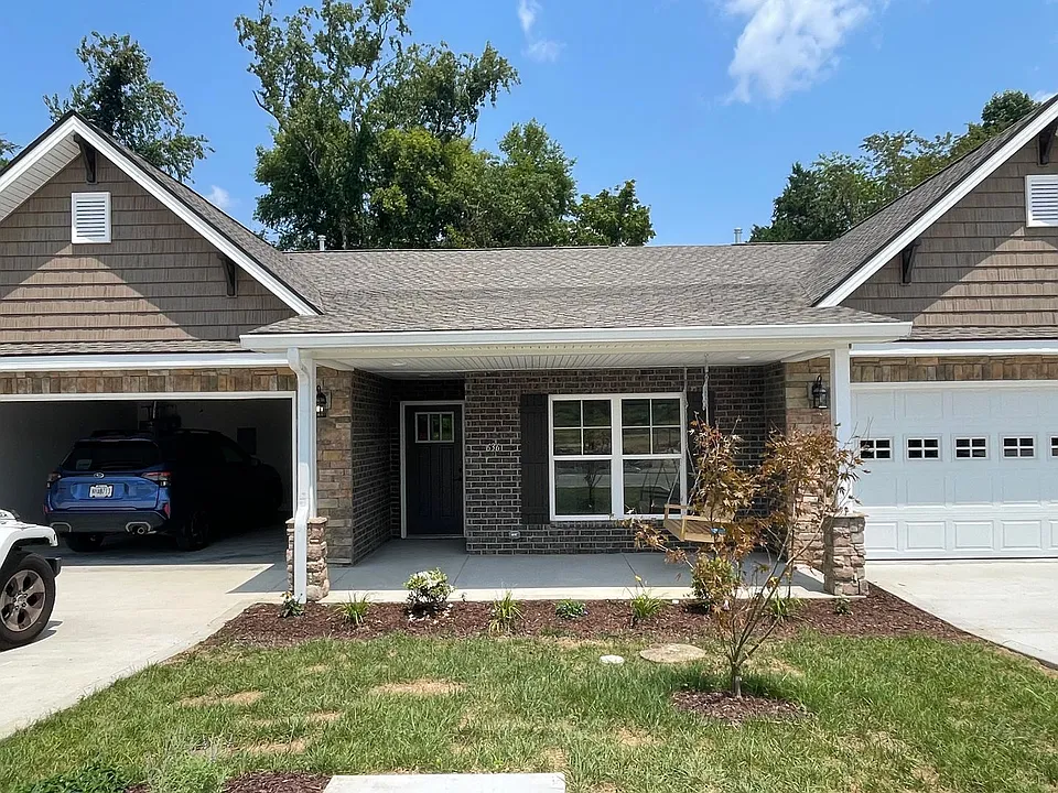 636 Snowflower Cir