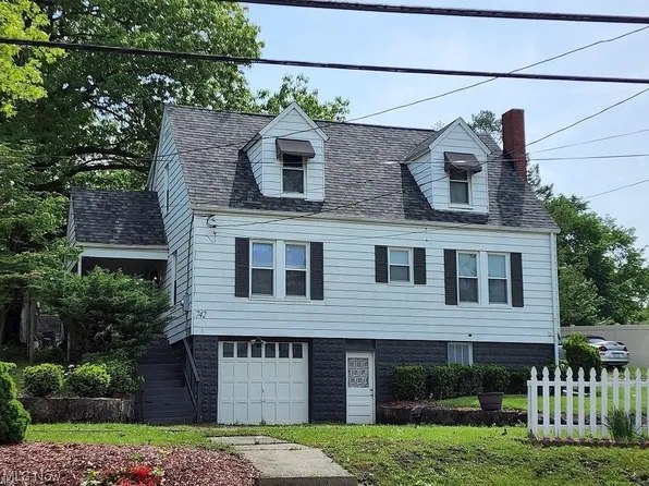 742 E Market St, Cadiz, OH 43907