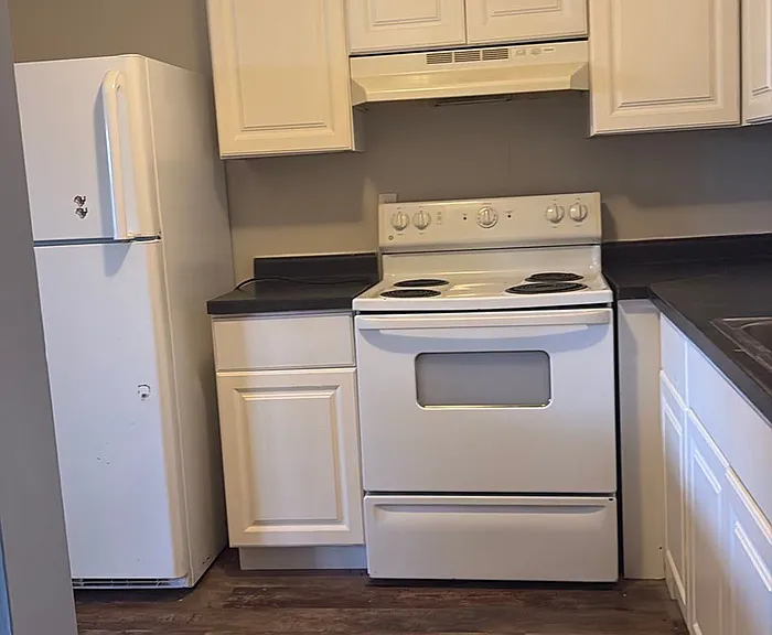 1470 Slade Ave #101 — Photo 3