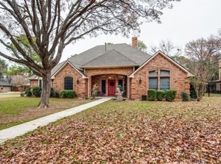 457 Frankie Ln, Lewisville, TX 75057