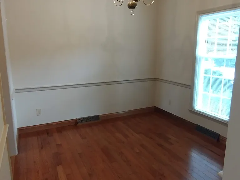 1292 Gray Hawk Rd — Photo 4