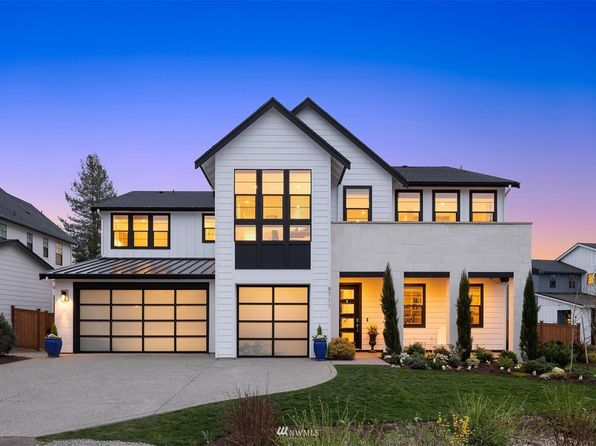 8711 NE Winslow Grove Ct