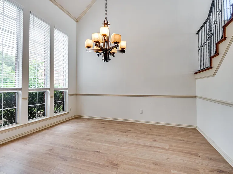 2500 Sir Tristram Ln — Photo 4