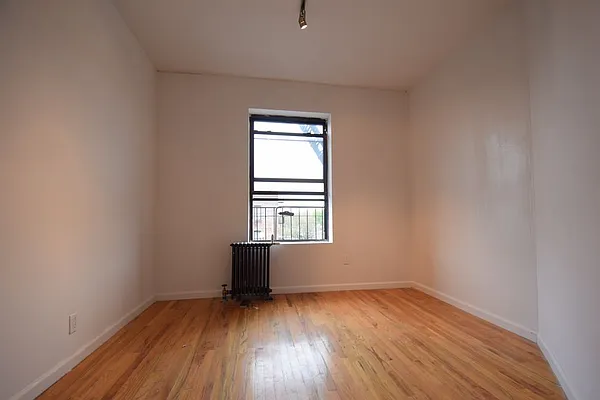 Rented by Rolling Stone Realty LLC | media 2