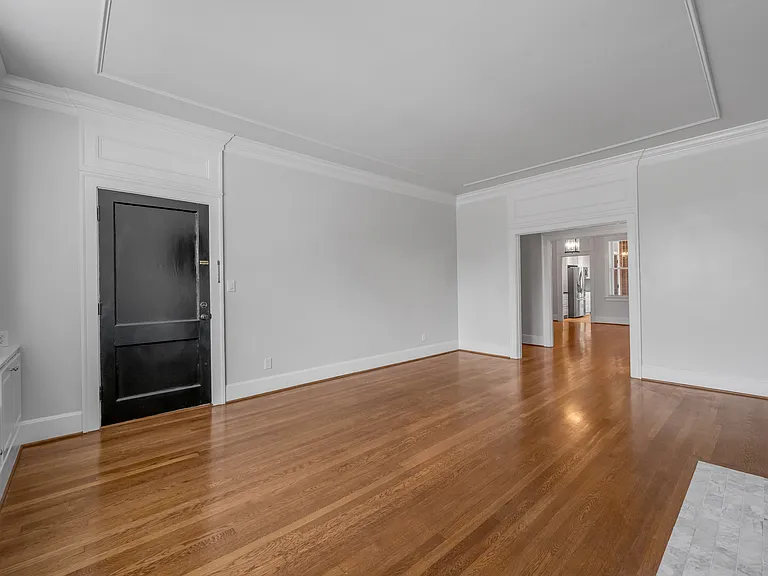 1211 Richmond Rd — Photo 24