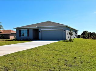 2561 27th Ave, Naples, FL 34120