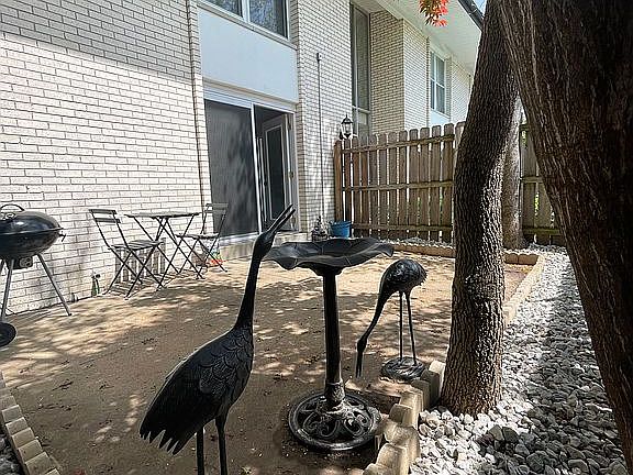 Patio with enclosed fence