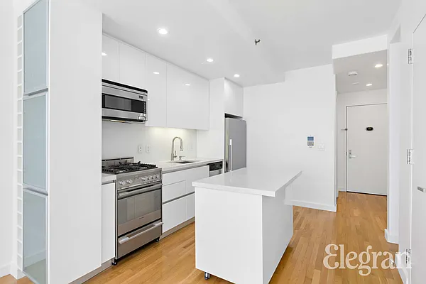 Sold by (Legacy) Elegran | media 16