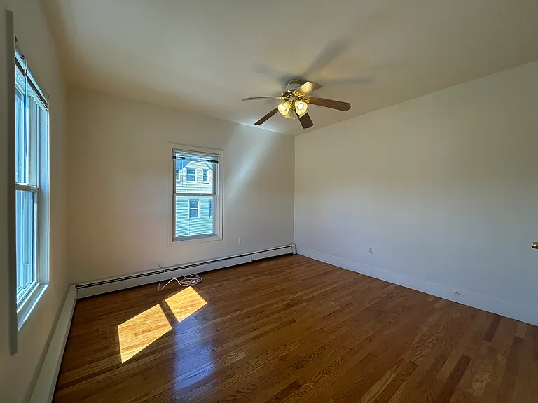 11 Snow St #2L — Photo 3