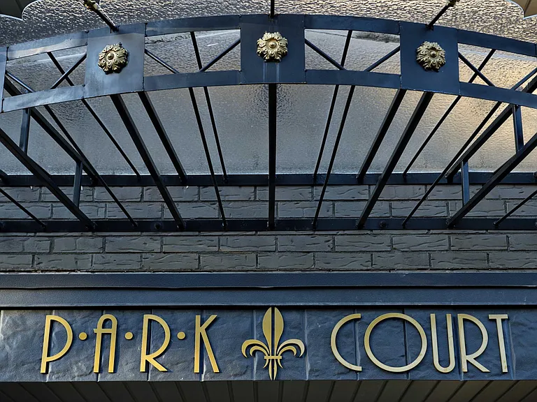 Park Court Apartments — Photo 23