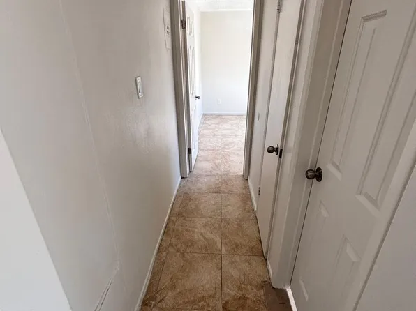 Nordhoff, 15252 Nordhoff St #3, North Hills, CA 91343